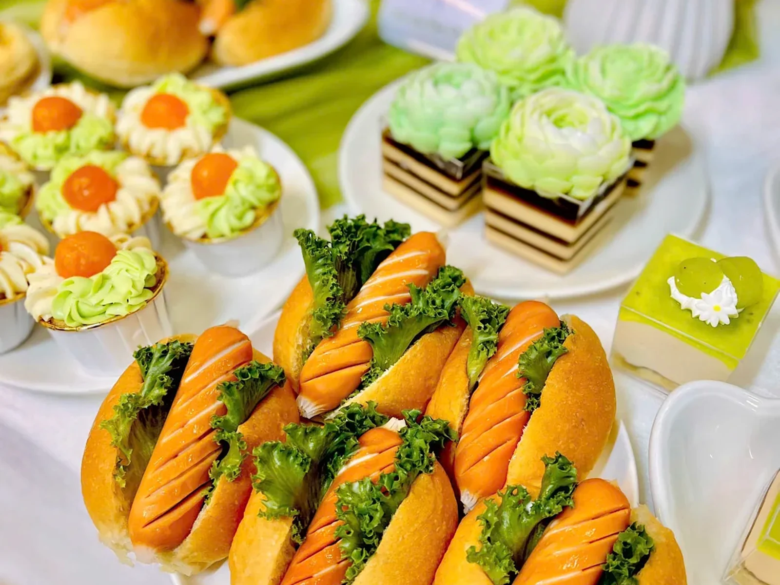 Bánh Mì Bơ Tỏi