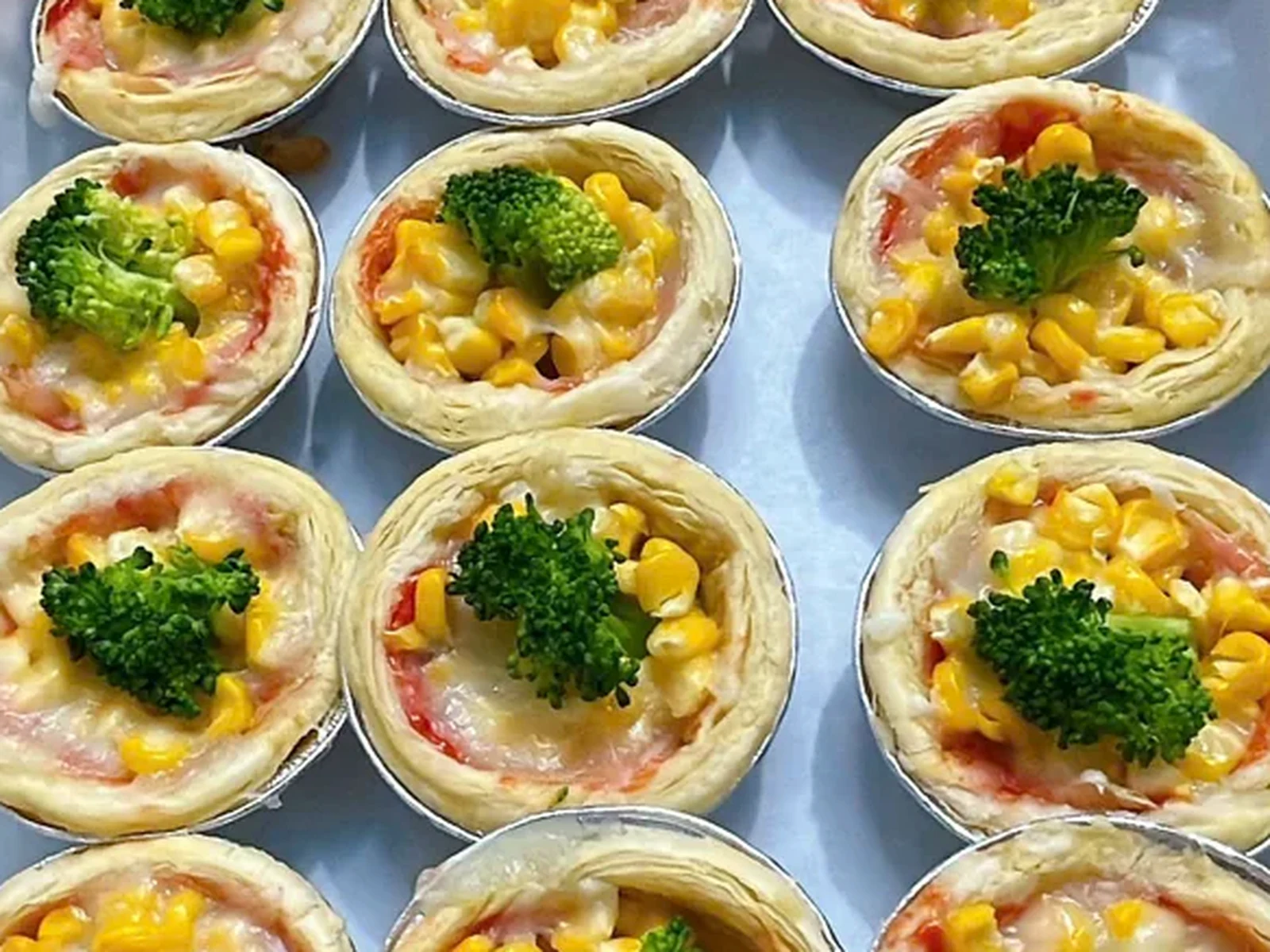 Tart Xúc Xích Phô Mai